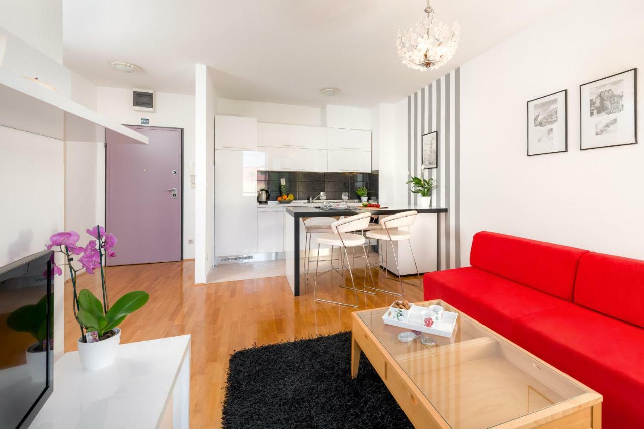 City Center Good Life Apartman *